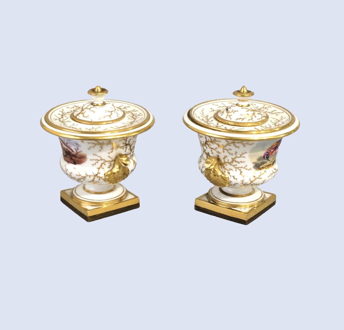 A Fine Pair of Flight Barr & Barr Worcester Porcelain Miniature Vases / Inkwells & Covers, Circa 1820.