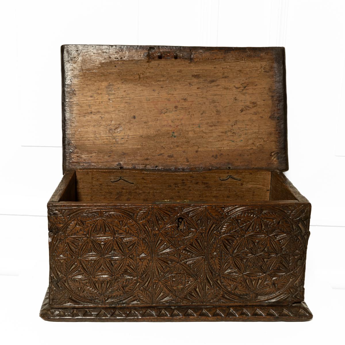A mid-17th century chip-carved oak box, English/Welsh, circa 1650