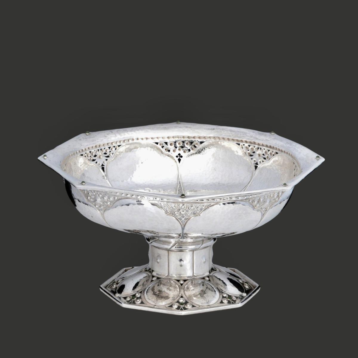 A Frans Zwollo Snr large Dutch silver stone set bowl