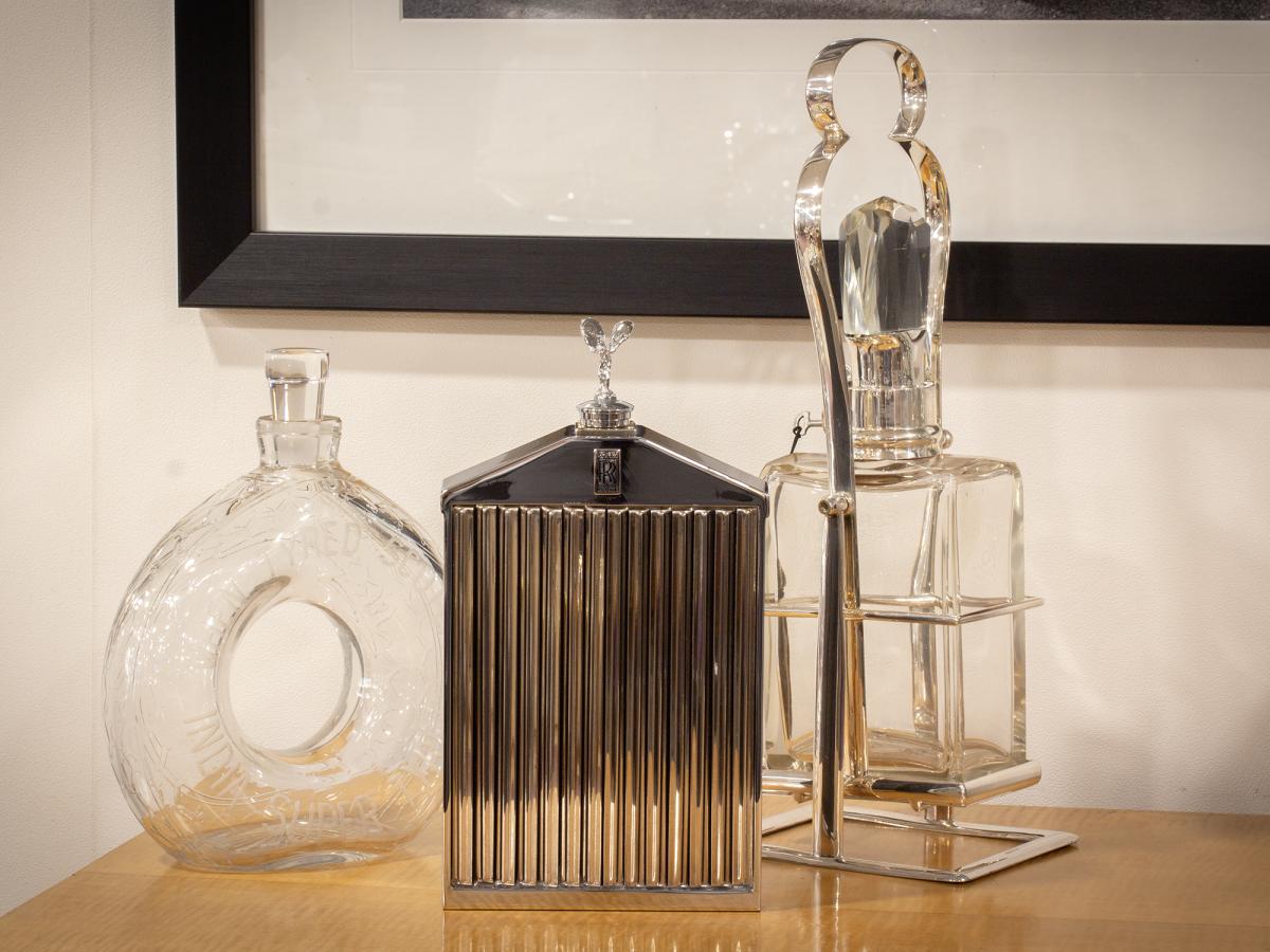 Front overview of the Rolls Royce radiator decanter in a decorative setting