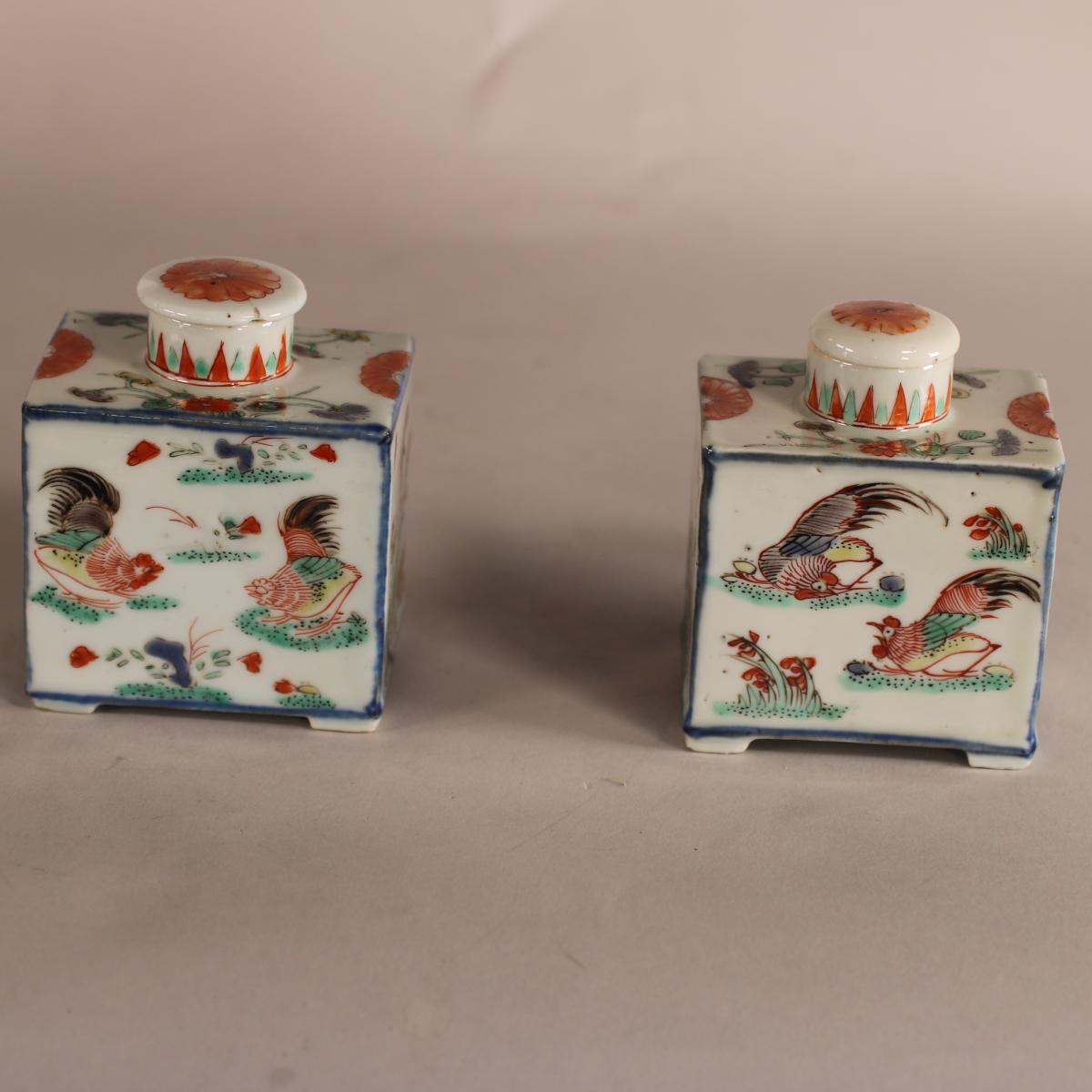 Further image of pair of Chinese porcelain famille verte caddies