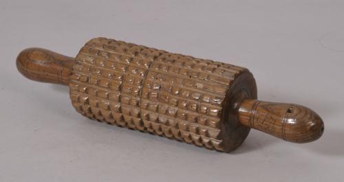 S/1023 19th Century Ash Honeycomb Roller