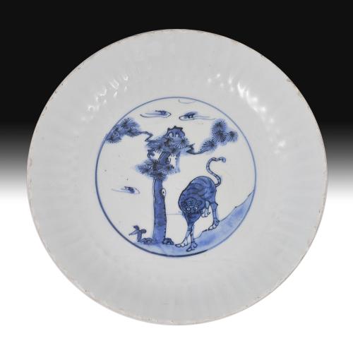 A blue and white ‘ko-sometsuke’ tiger dish