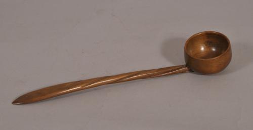 S/1923 Antique Treen 19th Century Fruitwood Toddy Ladle