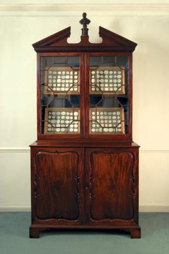 18th Century Cabinet in the Manner of Giles Grendy, English, Circa 1700-1799