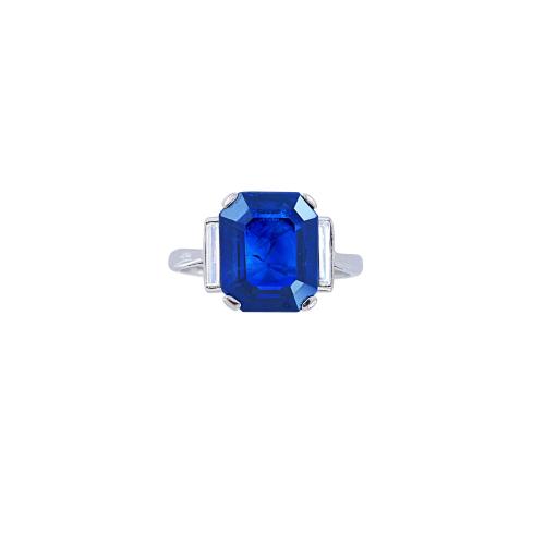Sapphire and Diamond Art Deco Platinum ring 1920c