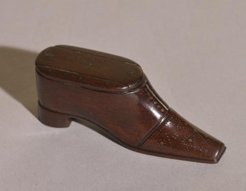 S/2572 Antique Treen 19th Century Mahogany Snuff Shoe