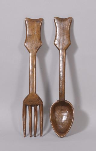 S/2718 Antique Treen 19th Century Boxwood Spoon and Fork