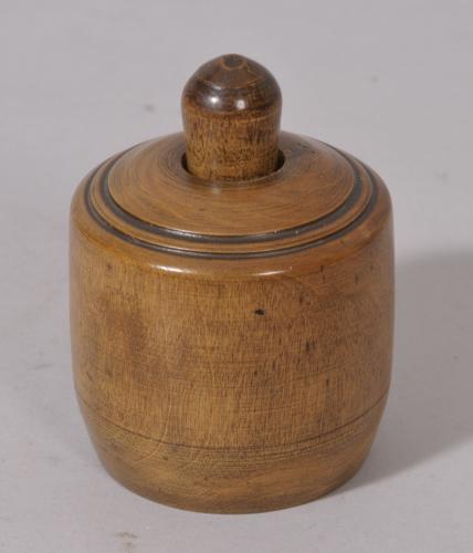 S/2873 Antique Treen 19th Century Sycamore Butter Stamp
