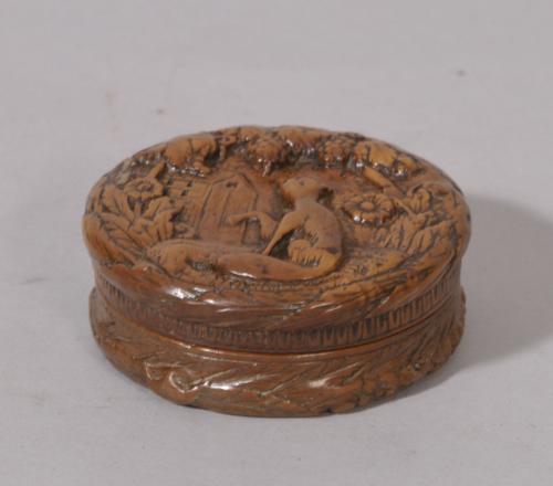 S/2872 Antique Treen 19th Century Birds Eye Maple Pocket Snuff Box