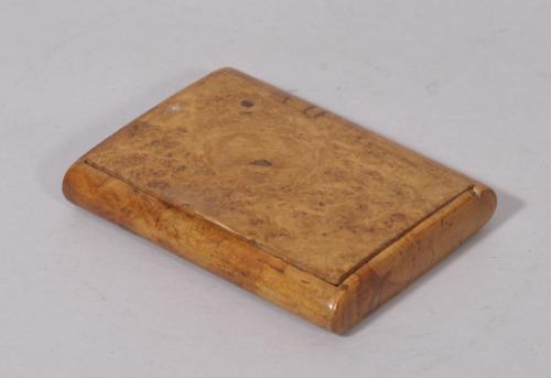 S/2911 Antique Treen 19th Century Masur Birch Snuff Box