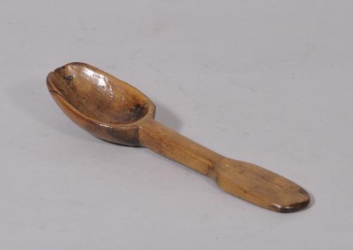 S/2956 Antique Treen 19th Century Sycamore Spoon
