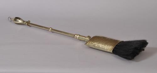 S/2795 Antique Edwardian Brass Telescopic Hearth Brush