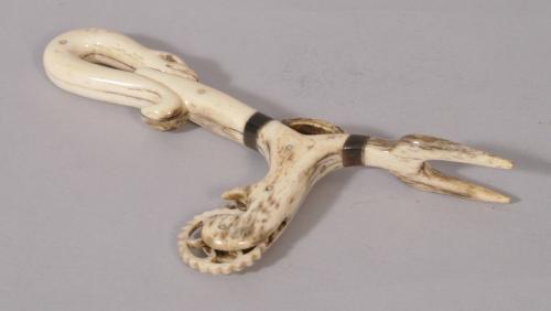 S/2979 Antique 19th Century Whale Bone Pastry Jigger