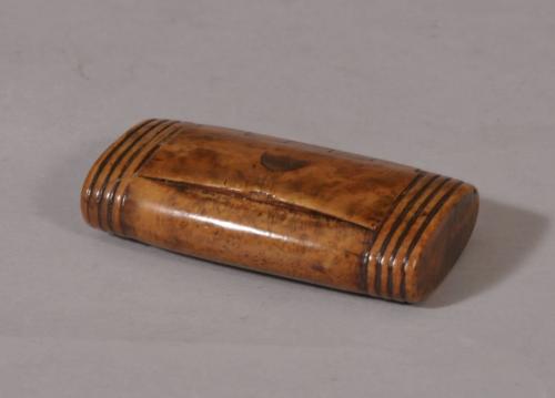 S/3102 Antique Treen 19th Century Masur Birch Pocket Snuff Box