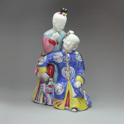 Chinese famille rose 'ear-cleaning' figure group, Qianlong (1736-95)