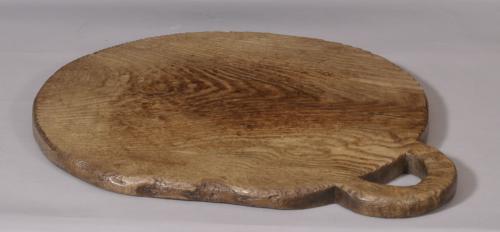 S/3152 Antique Treen 19th Century Ash Bread Board