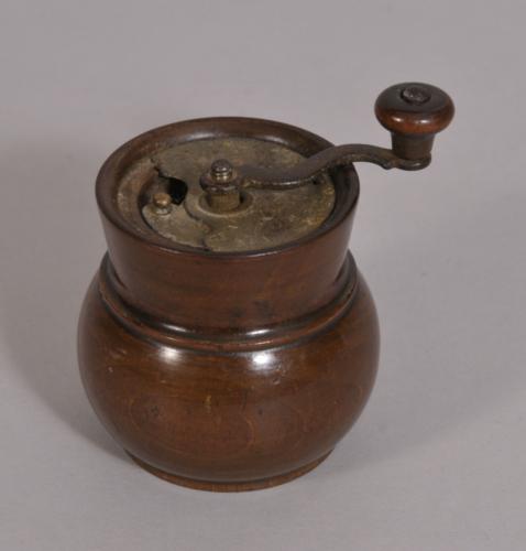 S/3190 Antique Treen 19th Century Fruitwood Spice Grinder