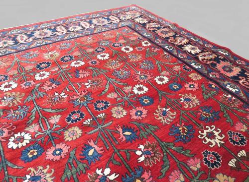 Artistic Bidjar carpet