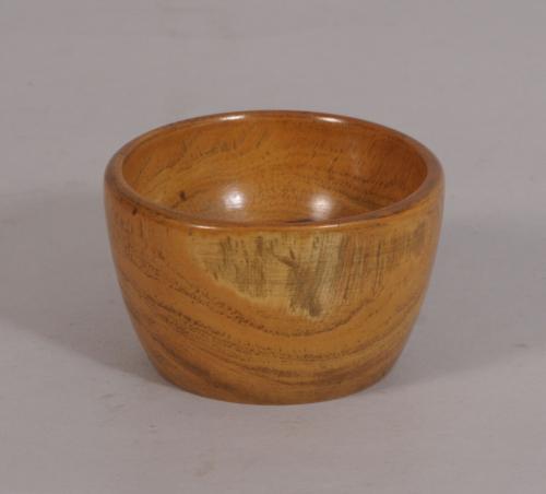 S/2677 Antique Treen 19th Century Lignum Vitae Wool Bowl