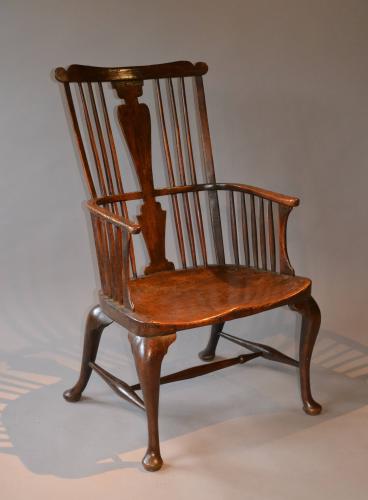 An 18th century Thames Valley comb-back Windsor armchair 