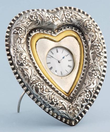 Silver Heart Shaped Desk Clock
