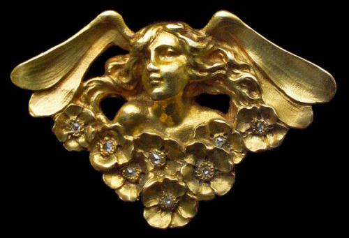 ANDRÉ RAMBOUR (worked from c.1900) ‘Flora’ Art Nouveau brooch