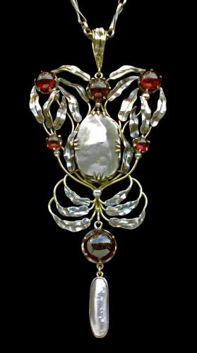 Superb Guild of Handicraft Pendant Attributed to CHARLES ROBERT ASHBEE (1863-1942)