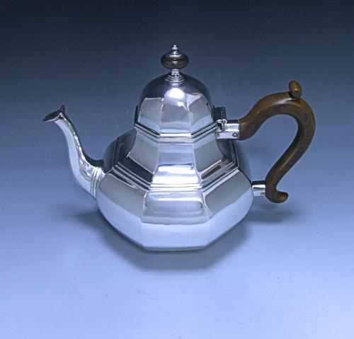 Glasgow Silver Tea Pot Edwards and Sons 1899