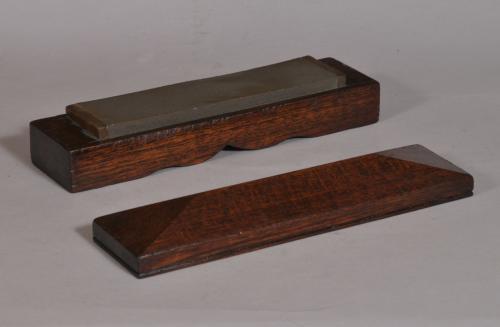 S/3518 Antique Treen Early 20th Century Honing Stone