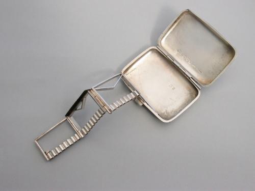 Edwardian Silver Vesta Case with unusual articulated mechanism