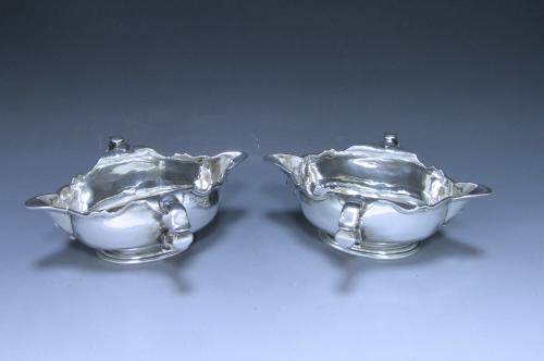 Pair of Georgian double - lipped Sauce boats 1727