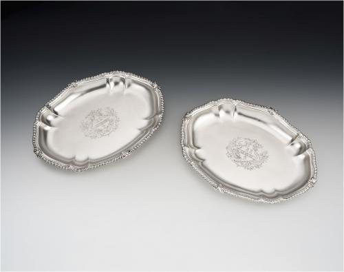 An extremely fine & unusual pair of early George III Serving Dishes made in London in 1761 by the Royal Maker, Thomas Heming