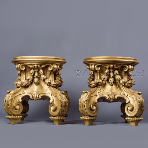 Acanthus Carved Giltwood Stands ©AdrianAlanLtd