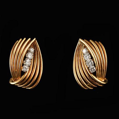 Van Cleef and Arpels Gold Diamond Clip Earrings