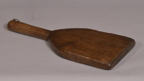 S/3779 Antique Treen 19th Century Oak Chopping Board
