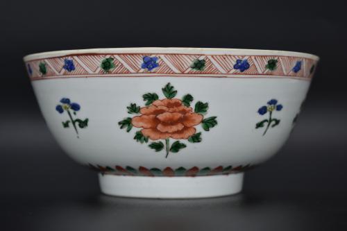 A Famille-Verte Flower Bowl Kangxi Period: (1661-1722)