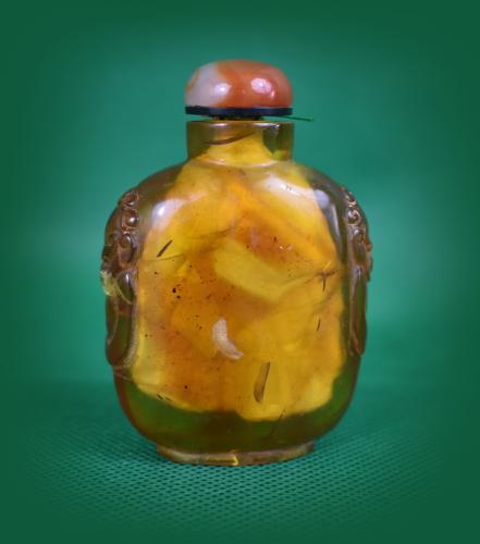 Carved amber snuff bottle, China, 18th Century