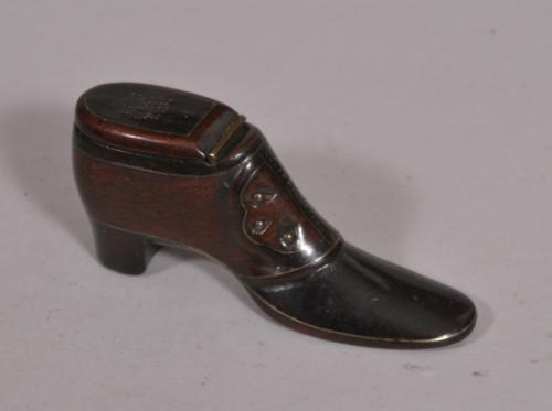 S/3884 Antique Treen 19th Century Mahogany Snuff Shoe