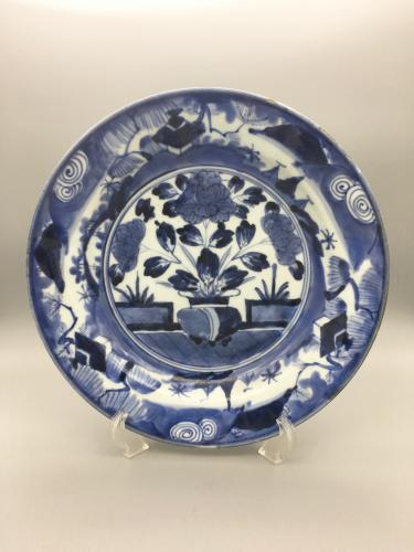 Blue and White Arita Porcelain flower plate, circa 1660
