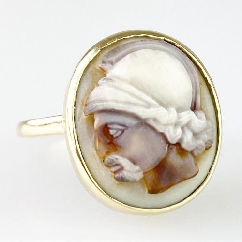 Shell cameo of a soldier. 18th century & later
