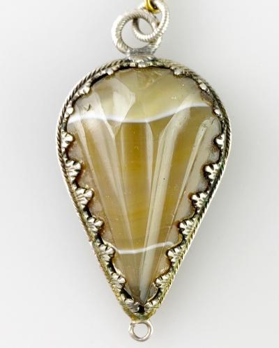 Fluted agate amulet. German, late 17th century