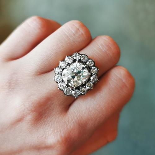 Old cut diamond cluster ring