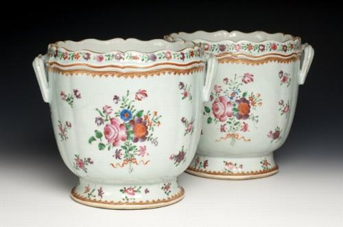 Chinese export porcelain wine coolers, circa 1770, Qianlong reign, Qing dynasty