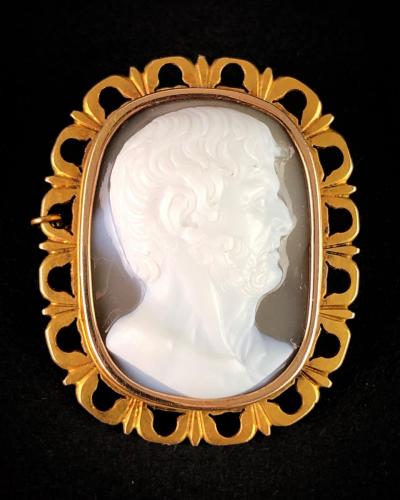 Agate cameo with the profile of a man. Italian, early 19th century