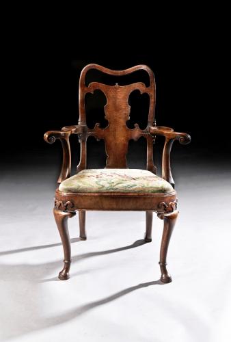 Fine Quality mid 19th century Walnut Open Armchair