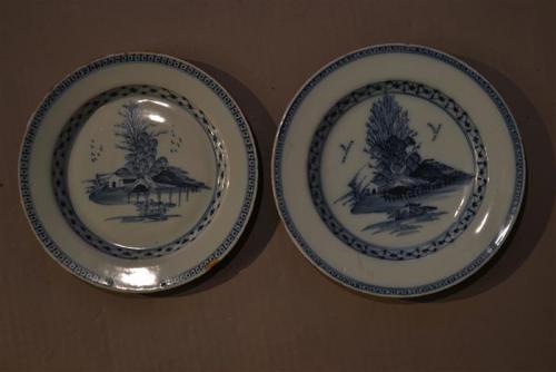 A pair of 18th century English delft plates