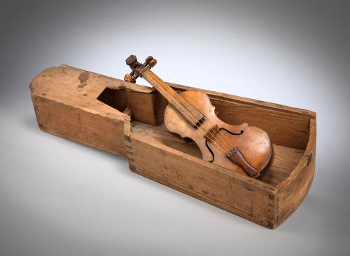 Primitive Violin Case