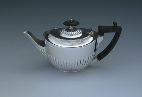 William Hutton silver teapot 1910 