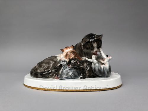 German Art Nouveau Meissen porcelain group of a cat mothering her kittens